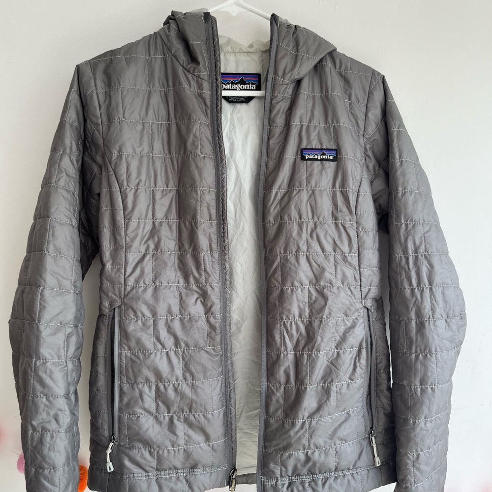 Patagonia Nano Puff Full Zip Hoodie- lightly used